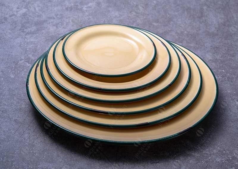 18Pc Enamel Ceramic Dinnerware Sets